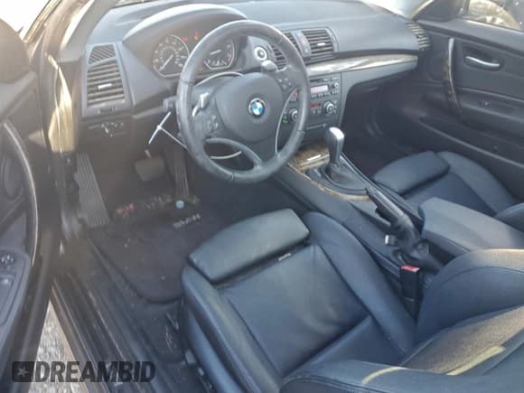 ✅ 2009 BMW 1 Series 128i • VIN: WBAUP73539VK76053 • Lot: 96152425. Listed on Copart with 72,464 mi. Free auction sales archive from the USA and detailed vehicle history report at DreamBid. Image 8.