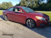 ✅ 2013 Volvo C70 T5 • VIN: YV1672MC9DJ142699 • Лот: 74627884. Опубликован ранее на Copart с пробегом Не указан. Бесплатный доступ к архиву аукционных продаж из США и подробный отчёт об истории автомобиля на DreamBid. Изображение 4.