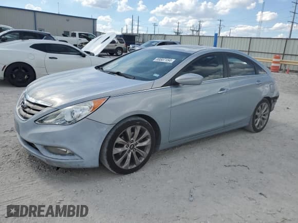 ✅ 2013 Hyundai Sonata SE • VIN: 5NPEC4ACXDH590889 • Lot: 69507154. Listed on Copart with 137,669 mi. Free auction sales archive from the USA and detailed vehicle history report at DreamBid. Image 1.