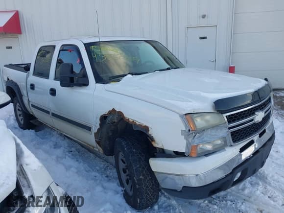 ✅ 2007 Chevrolet Silverado 1500 LT1 • VIN: 2GCEK13Z871162215 • Lot: 43837559. Wystawiony na IAAI z przebiegiem 211 011 mil. Bezpłatny archiwum sprzedaży aukcyjnych z USA i szczegółowy raport historii pojazdu na DreamBid. Zdjęcie 1.