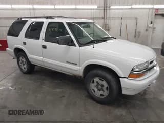 ✅ 2002 Chevrolet Blazer LS • VIN: 1GNDT13W32K155624 • Lot: 43839645. Listed on IAAI with 158,630 mi. Free auction sales archive from the USA and detailed vehicle history report at DreamBid. Image 1.