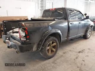 ✅ 2010 Dodge 1500 Laramie • VIN: 1D7RV1GT8AS176613 • Lot: 41581660. Wystawiony na IAAI z przebiegiem 136 339 mil. Bezpłatny archiwum sprzedaży aukcyjnych z USA i szczegółowy raport historii pojazdu na DreamBid. Zdjęcie 4.