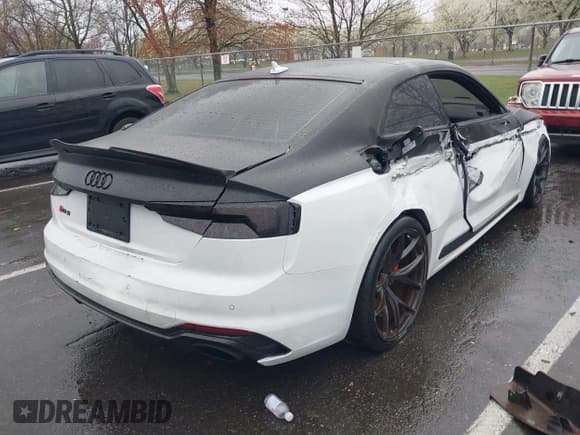 ✅ 2018 Audi RS 5 • VIN: WUAPWAF5XJA905043 • Lot: 41978868. Listed on IAAI with 60,838 mi. Free auction sales archive from the USA and detailed vehicle history report at DreamBid. Image 4.