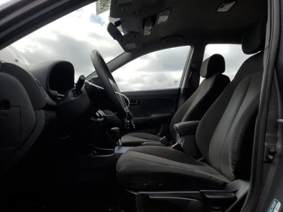 ✅ 2009 Hyundai Elantra GLS • VIN: KMHDU45D79U736136 • Lot: 54687295. Listed on Copart with 116,455 mi. Free auction sales archive from the USA and detailed vehicle history report at DreamBid. Image 7.