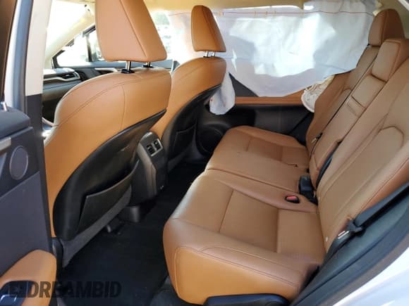 ✅ 2021 Lexus RX 350 • VIN: 2T2HZMDA2MC281065 • Лот: 82333135. Опубликован ранее на Copart с пробегом 61 718 миль. Бесплатный доступ к архиву аукционных продаж из США и подробный отчёт об истории автомобиля на DreamBid. Изображение 11.