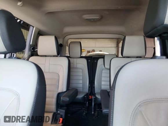 ✅ 2020 Ford Transit Connect Titanium • VIN: NM0GE9G26L1441896 • Lot: 60820085. Listed on Copart with 88,739 mi. Free auction sales archive from the USA and detailed vehicle history report at DreamBid. Image 10.