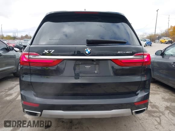 ✅ 2020 BMW X7 xDrive40i • VIN: 5UXCW2C0XL9B91267 • Lot: 43638341. Listed on IAAI with 68,753 mi. Free auction sales archive from the USA and detailed vehicle history report at DreamBid. Image 16.