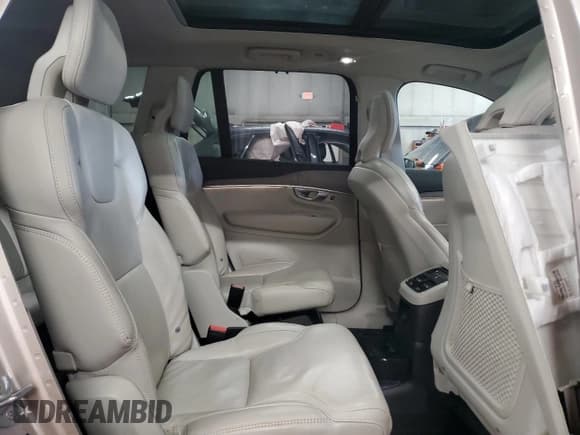 ✅ 2023 Volvo XC90 • VIN: YV4H600A8P1977267 • Lot: 83567284. Listed on Copart with 4,256 mi. Free auction sales archive from the USA and detailed vehicle history report at DreamBid. Image 11.