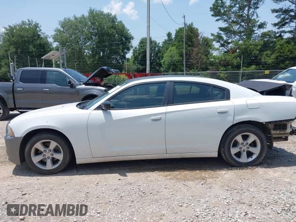 ✅ 2012 Dodge Charger SE • VIN: 2C3CDXBG4CH262760 • Лот: 42474065. Опубликован ранее на IAAI с пробегом 234 362 миль. Бесплатный доступ к архиву аукционных продаж из США и подробный отчёт об истории автомобиля на DreamBid. Изображение 14.