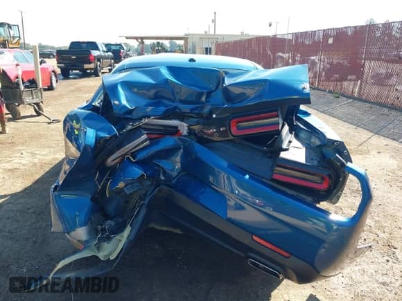 ✅ 2022 Dodge Challenger GT • VIN: 2C3CDZKG2NH192397 • Lot: 43345630. Wystawiony na IAAI z przebiegiem Nie podano. Bezpłatny archiwum sprzedaży aukcyjnych z USA i szczegółowy raport historii pojazdu na DreamBid. Zdjęcie 17.