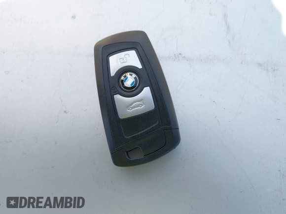 ✅ 2015 BMW 4 Series 428i • VIN: WBA4A9C50FGL85857 • Lot: 42542619. Listed on IAAI with 136,411 mi. Free auction sales archive from the USA and detailed vehicle history report at DreamBid. Image 11.