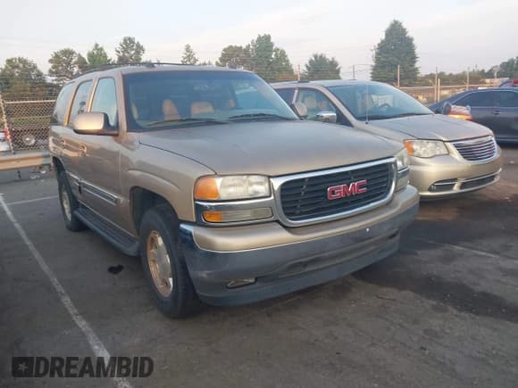 ✅ 2005 GMC Yukon SLE • VIN: 1GKEC13T15J144297 • Лот: 42600417. Опубликован ранее на IAAI с пробегом 327 952 миль. Бесплатный доступ к архиву аукционных продаж из США и подробный отчёт об истории автомобиля на DreamBid. Изображение 1.