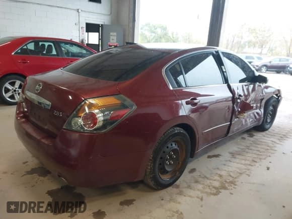 ✅ 2012 Nissan Altima S • VIN: 1N4AL2AP3CC185625 • Lot: 43502430. Listed on IAAI with 141,625 mi. Free auction sales archive from the USA and detailed vehicle history report at DreamBid. Image 4.