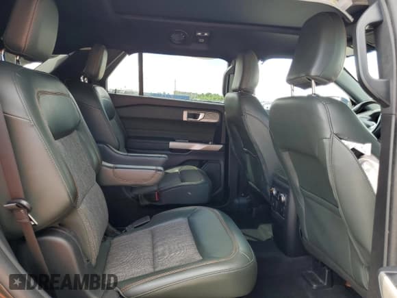✅ 2023 Ford Explorer Timberline • VIN: 1FMSK8JH4PGA36440 • Lot: 81679845. Wystawiony na Copart z przebiegiem 98 647 mil. Bezpłatny archiwum sprzedaży aukcyjnych z USA i szczegółowy raport historii pojazdu na DreamBid. Zdjęcie 11.