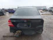 ✅ 2007 Mercedes-Benz C 230 Sport • VIN: WDBRF52H47E023492 • Lot: 41561085. Wystawiony na IAAI z przebiegiem 154 707 mil. Bezpłatny archiwum sprzedaży aukcyjnych z USA i szczegółowy raport historii pojazdu na DreamBid. Zdjęcie 17.