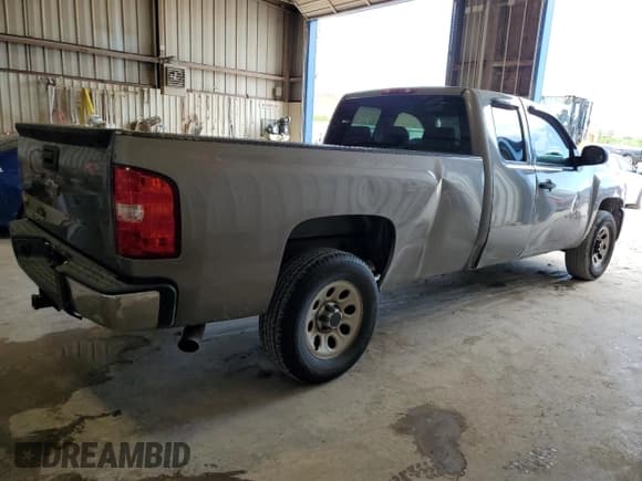 ✅ 2007 Chevrolet Silverado 1500 Work Truck • VIN: 1GCEC19J97E549045 • Lot: 56209215. Listed on Copart with 128,986 mi. Free auction sales archive from the USA and detailed vehicle history report at DreamBid. Image 3.