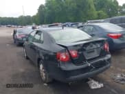 ✅ 2010 Volkswagen Jetta SE • VIN: 3VWRZ7AJ7AM162121 • Lot: 42123570. Listed on IAAI with 174,971 mi. Free auction sales archive from the USA and detailed vehicle history report at DreamBid. Image 3.