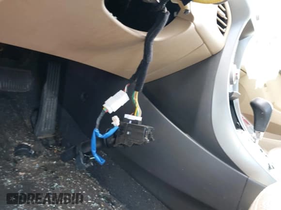 ✅ 2012 Hyundai Elantra Limited • VIN: KMHDH4AE0CU223787 • Lot: 42267025. Listed on IAAI with 124,232 mi. Free auction sales archive from the USA and detailed vehicle history report at DreamBid. Image 16.