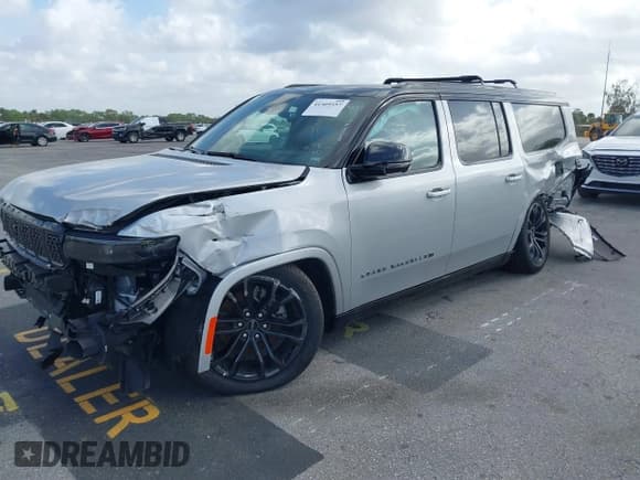✅ 2024 Jeep Grand Wagoneer Series II • VIN: 1C4SJSFP6RS132641 • Lot: 41309357. Listed on IAAI with 9,904 mi. Free auction sales archive from the USA and detailed vehicle history report at DreamBid. Image 2.
