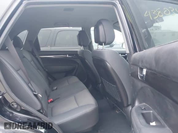 ✅ 2013 Kia Sorento LX • VIN: 5XYKT3A65DG418669 • Lot: 43803444. Listed on IAAI with 282,001 mi. Free auction sales archive from the USA and detailed vehicle history report at DreamBid. Image 8.