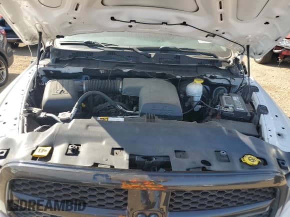 2019 Ram 1500 Express z VIN 1C6RR7FG5KS650239, wystawiony jako Copart lot #80680305 z przebiegiem 92 193 mil mil oraz Szkoda całkowita • Salvage title. Historia ofert i sprzedaży dostępna na DreamBid. Obrazek 11.