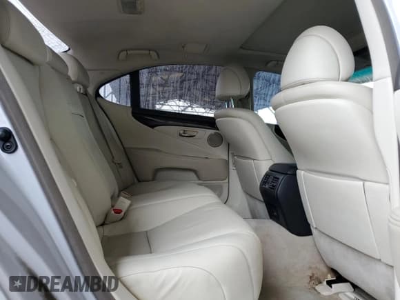 ✅ 2008 Lexus LS 460 • VIN: JTHBL46F785064892 • Лот: 82761925. Опубликован ранее на Copart с пробегом 191 427 миль. Бесплатный доступ к архиву аукционных продаж из США и подробный отчёт об истории автомобиля на DreamBid. Изображение 10.