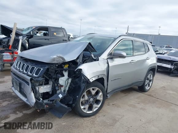 ✅ 2019 Jeep Compass Limited • VIN: 3C4NJCCB2KT662332 • Lot: 41066402. Listed on IAAI with 148,324 mi. Free auction sales archive from the USA and detailed vehicle history report at DreamBid. Image 18.