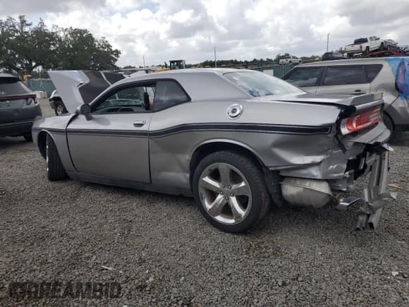 ✅ 2014 Dodge Challenger SXT • VIN: 2C3CDYAG7EH133342 • Lot: 59861964. Wystawiony na Copart z przebiegiem 85 733 mil. Bezpłatny archiwum sprzedaży aukcyjnych z USA i szczegółowy raport historii pojazdu na DreamBid. Zdjęcie 2.