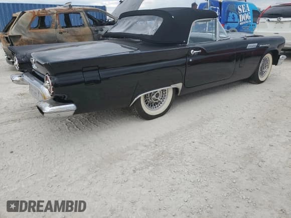 ✅ 1957 Ford Thunderbird • VIN: D7FH241317 • Лот: 78263654. Опубликован ранее на Copart с пробегом 92 102 миль. Бесплатный доступ к архиву аукционных продаж из США и подробный отчёт об истории автомобиля на DreamBid. Изображение 3.