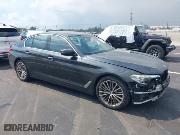 ✅ 2017 BMW 5 Series 530i • VIN: WBAJA5C33HG894936 • Lot: 42987504. Listed on IAAI with 68,186 mi. Free auction sales archive from the USA and detailed vehicle history report at DreamBid. Image 1.
