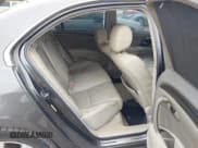 ✅ 2009 Acura RL Technology • VIN: JH4KB26649C000975 • Lot: 42936904. Wystawiony na IAAI z przebiegiem 247 913 mil. Bezpłatny archiwum sprzedaży aukcyjnych z USA i szczegółowy raport historii pojazdu na DreamBid. Zdjęcie 8.