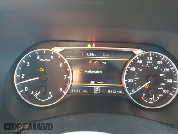 ✅ 2022 Nissan Sentra SR • VIN: 3N1AB8DV5NY309725 • Lot: 90722645. Listed on Copart with 21,459 mi. Free auction sales archive from the USA and detailed vehicle history report at DreamBid. Image 9.