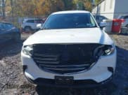 ✅ 2022 Mazda CX-9 Sport • VIN: JM3TCBBY0N0601507 • Lot: 43484543. Wystawiony na IAAI z przebiegiem 26 106 mil. Bezpłatny archiwum sprzedaży aukcyjnych z USA i szczegółowy raport historii pojazdu na DreamBid. Zdjęcie 6.