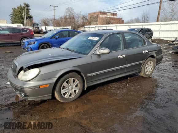 2002 Hyundai Sonata с VIN KMHWF25H52A617339, выставлен на аукционе Copart как лот 46359015 с пробегом 135 828 миль миль и Списание • Salvage title. История ставок и продаж доступна на DreamBid. Изображение 1.