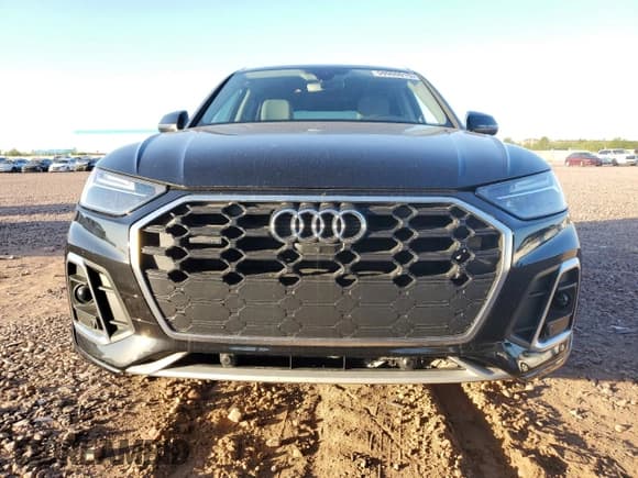 ✅ 2023 Audi Q5 S line Premium Plus • VIN: WA1EAAFY4P2019987 • Лот: 59900015. Опубликован ранее на Copart с пробегом 23 663 миль. Бесплатный доступ к архиву аукционных продаж из США и подробный отчёт об истории автомобиля на DreamBid. Изображение 5.