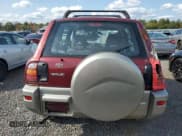 ✅ 2000 Toyota RAV4 • VIN: JT3HP10V7Y0240128 • Лот: 80075045. Опубликован ранее на Copart с пробегом 112 366 миль. Бесплатный доступ к архиву аукционных продаж из США и подробный отчёт об истории автомобиля на DreamBid. Изображение 6.