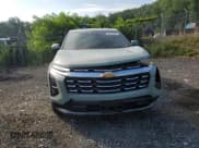 ✅ 2025 Chevrolet Equinox FWD LT • VIN: 3GNAXHEG0SL196975 • Lot: 62949855. Wystawiony na Copart z przebiegiem 3 527 mil. Bezpłatny archiwum sprzedaży aukcyjnych z USA i szczegółowy raport historii pojazdu na DreamBid. Zdjęcie 5.