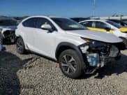 ✅ 2021 Lexus NX 300h • VIN: JTJGJRDZ0M5010994 • Lot: 90312165. Wystawiony na Copart z przebiegiem 71 019 mil. Bezpłatny archiwum sprzedaży aukcyjnych z USA i szczegółowy raport historii pojazdu na DreamBid. Zdjęcie 4.