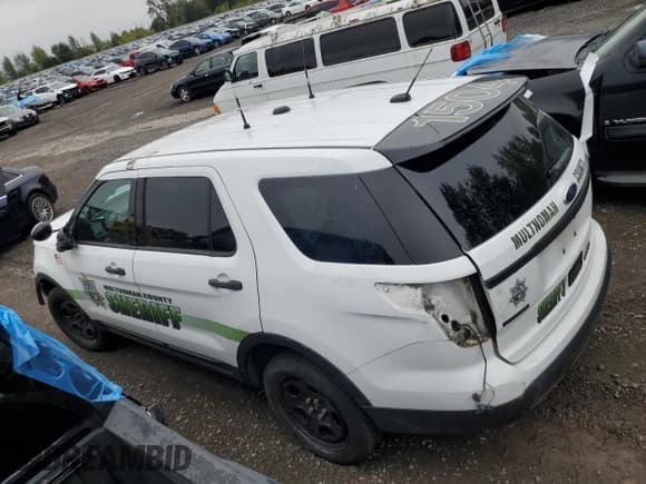 ✅ 2015 Ford Police Interceptor Utility • VIN: 1FM5K8AR1FGA09944 • Lot: 84980005. Wystawiony na Copart z przebiegiem Nie podano. Bezpłatny archiwum sprzedaży aukcyjnych z USA i szczegółowy raport historii pojazdu na DreamBid. Zdjęcie 2.