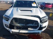 ✅ 2023 Toyota Tacoma SR • VIN: 3TMCZ5AN5PM558010 • Лот: 43358292. Опубликован ранее на IAAI с пробегом 26 117 миль. Бесплатный доступ к архиву аукционных продаж из США и подробный отчёт об истории автомобиля на DreamBid. Изображение 6.