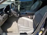 ✅ 2017 Chevrolet Impala LT • VIN: 2G1105SA8H9114734 • Лот: 48379434. Опубликован ранее на Copart с пробегом 146 653 миль. Бесплатный доступ к архиву аукционных продаж из США и подробный отчёт об истории автомобиля на DreamBid. Изображение 7.