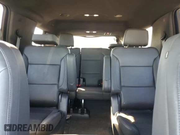 ✅ 2023 Chevrolet Tahoe LT • VIN: 1GNSKNKD7PR353641 • Lot: 86309995. Wystawiony na Copart z przebiegiem 68 326 mil. Bezpłatny archiwum sprzedaży aukcyjnych z USA i szczegółowy raport historii pojazdu na DreamBid. Zdjęcie 10.