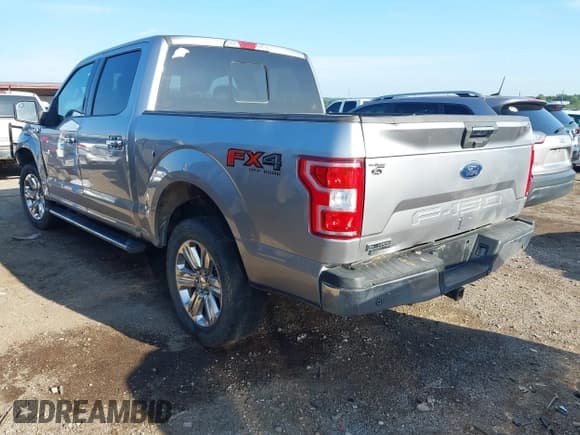 ✅ 2020 Ford F-150 XL • VIN: 1FTEW1E56LKD43662 • Lot: 42730424. Wystawiony na IAAI z przebiegiem 162 102 mil. Bezpłatny archiwum sprzedaży aukcyjnych z USA i szczegółowy raport historii pojazdu na DreamBid. Zdjęcie 3.