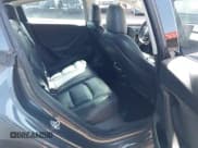 ✅ 2018 Tesla Model 3 Long Range Battery • VIN: 5YJ3E1EB6JF105837 • Lot: 41763460. Wystawiony na IAAI z przebiegiem 100 387 mil. Bezpłatny archiwum sprzedaży aukcyjnych z USA i szczegółowy raport historii pojazdu na DreamBid. Zdjęcie 8.