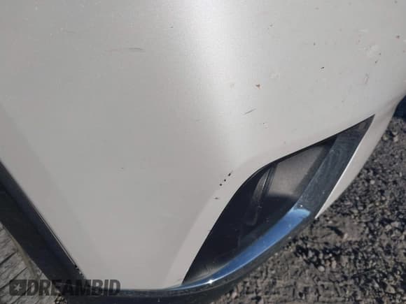 ✅ 2018 Chevrolet Traverse LT Cloth • VIN: 1GNEVGKW3JJ145795 • Lot: 43463439. Wystawiony na IAAI z przebiegiem 105 619 mil. Bezpłatny archiwum sprzedaży aukcyjnych z USA i szczegółowy raport historii pojazdu na DreamBid. Zdjęcie 19.