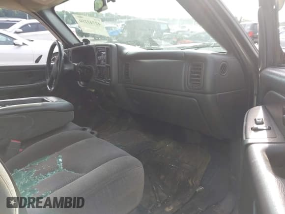 ✅ 2006 Chevrolet Silverado 2500HD LT3 • VIN: 1GCHK23D26F229616 • Лот: 42742250. Опубликован ранее на IAAI с пробегом 213 140 миль. Бесплатный доступ к архиву аукционных продаж из США и подробный отчёт об истории автомобиля на DreamBid. Изображение 5.