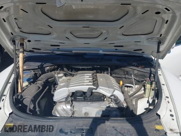 ✅ 2007 Volkswagen Touareg V6 • VIN: WVGZE77LX7D056124 • Lot: 43416962. Wystawiony na IAAI z przebiegiem 150 059 mil. Bezpłatny archiwum sprzedaży aukcyjnych z USA i szczegółowy raport historii pojazdu na DreamBid. Zdjęcie 10.