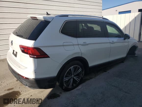 ✅ 2019 Volkswagen Tiguan SE • VIN: 3VV3B7AX7KM033302 • Lot: 87059965. Wystawiony na Copart z przebiegiem 150 500 mil. Bezpłatny archiwum sprzedaży aukcyjnych z USA i szczegółowy raport historii pojazdu na DreamBid. Zdjęcie 3.