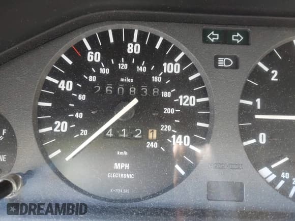 ✅ 1991 BMW 3 Series • VIN: WBABA7316MEJ11676 • Лот: 43488387. Опубликован ранее на IAAI с пробегом 260 838 миль. Бесплатный доступ к архиву аукционных продаж из США и подробный отчёт об истории автомобиля на DreamBid. Изображение 7.