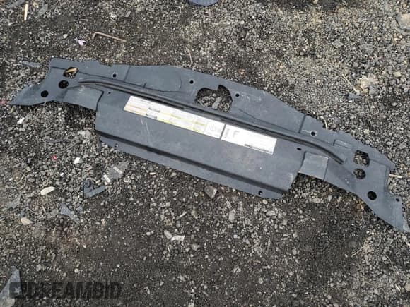 ✅ 1999 Lincoln Navigator • VIN: 5LMPU28A8XLJ41265 • Лот: 44762915. Опубликован ранее на Copart с пробегом 292 137 миль. Бесплатный доступ к архиву аукционных продаж из США и подробный отчёт об истории автомобиля на DreamBid. Изображение 15.